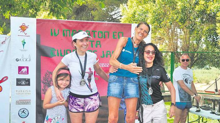 Eva Esnaola urnietarrak Jaen Hiriko pistako elkartasun maratoia irabazi du