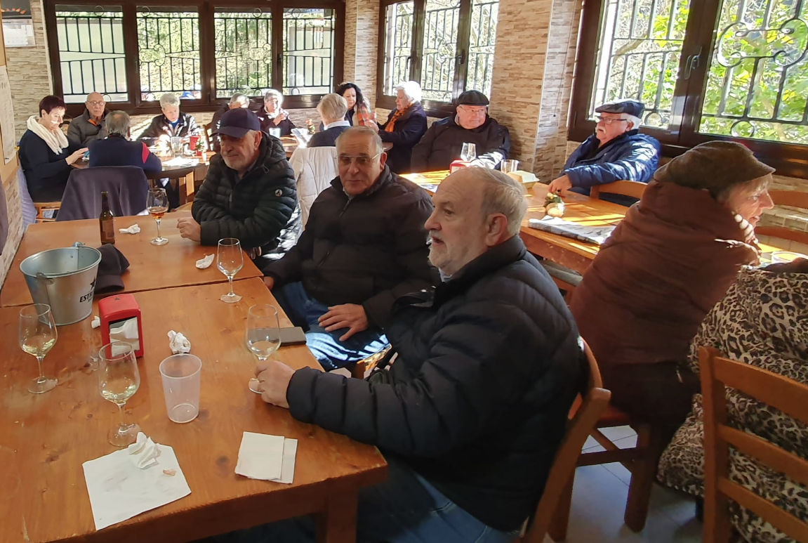 Urteko batzarra deitu du Olagain auzoko Santa Krutz elkarteak