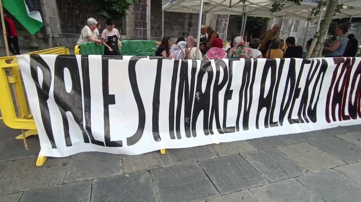 Palestinaren aldeko taloak Goikoplazan
