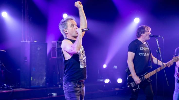 Lendakaris Muertos, asteburuan, Andoaingo Gaztetxean