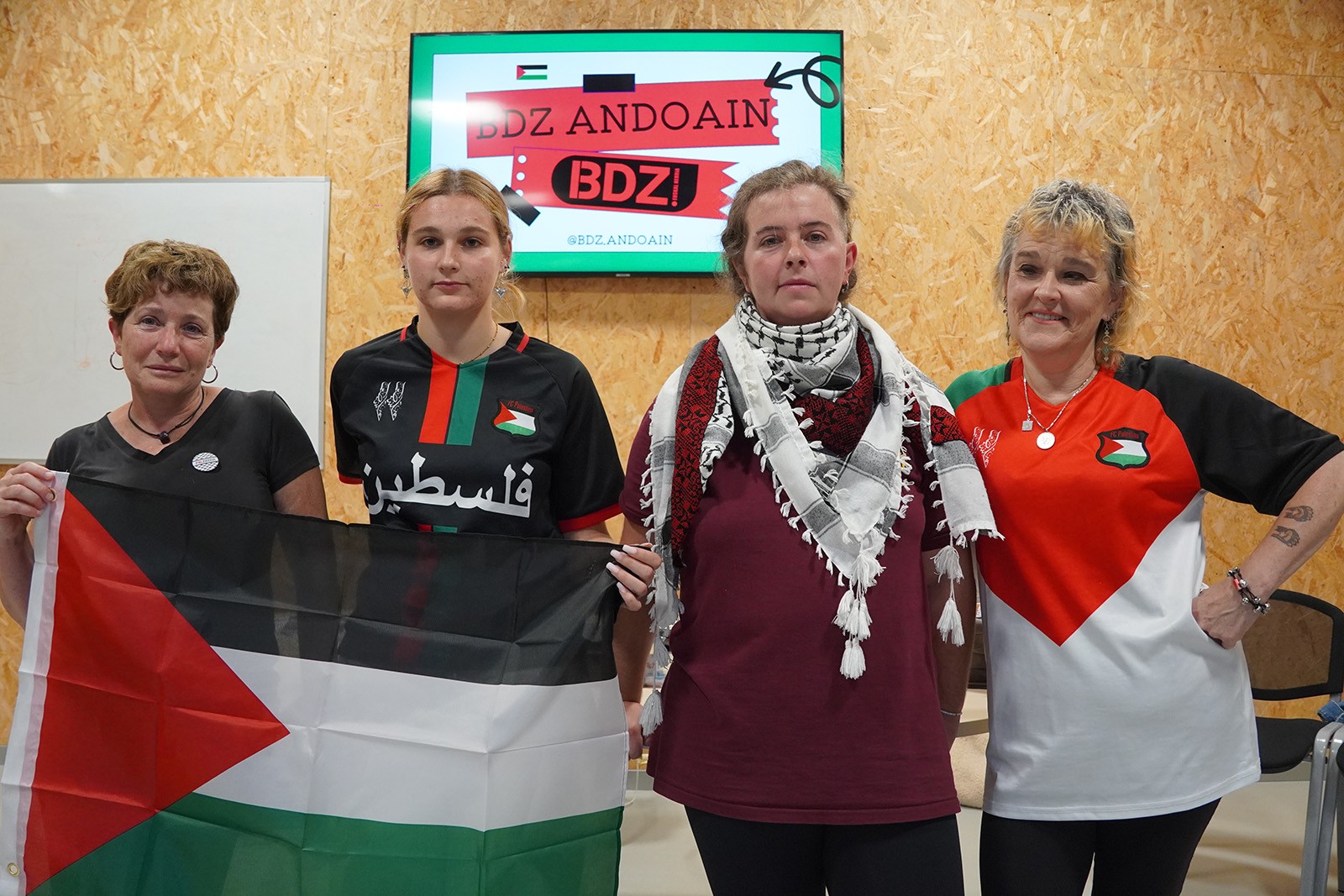 Israelen aurkako boikota bultzatzen duen BDZ Andoain taldea aurkeztu dute