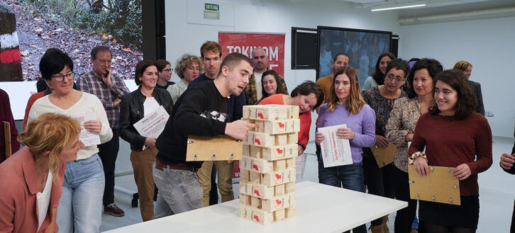 TOKIKOMeko bazkideak saritu ditugu, azken 10 urteotan elkarrekin egindako bidearen omenez