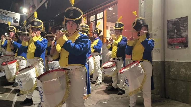 Peña Santa Krutz danborrada: "Peña Santa Krutz" ereserkia