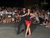 Bakartxo&Joseba dantza eskolakoren erakustaldia: Marta eta Mikel irakasleen salsa saioa