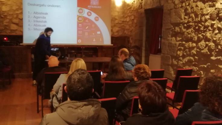 'Appa Asteasu' aplikazioa aurkeztu dute