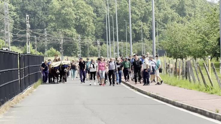 Geldialdi berezia egin du Urnietan, Albaolatik hasita, San Miguel santutegira doan erromesaldiak