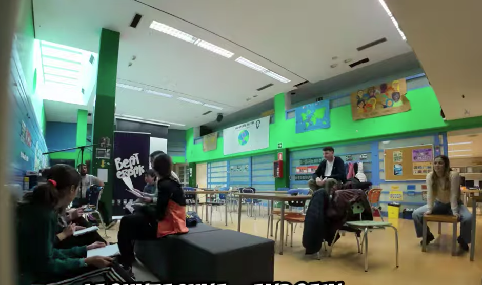 Rap tailerreko bideoak ikusteko eta bozkatzeko aukera dago