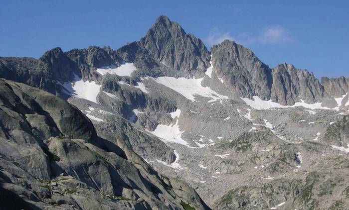 Aigüestortes aldera uztailean, Euskaldunako mendizaleekin