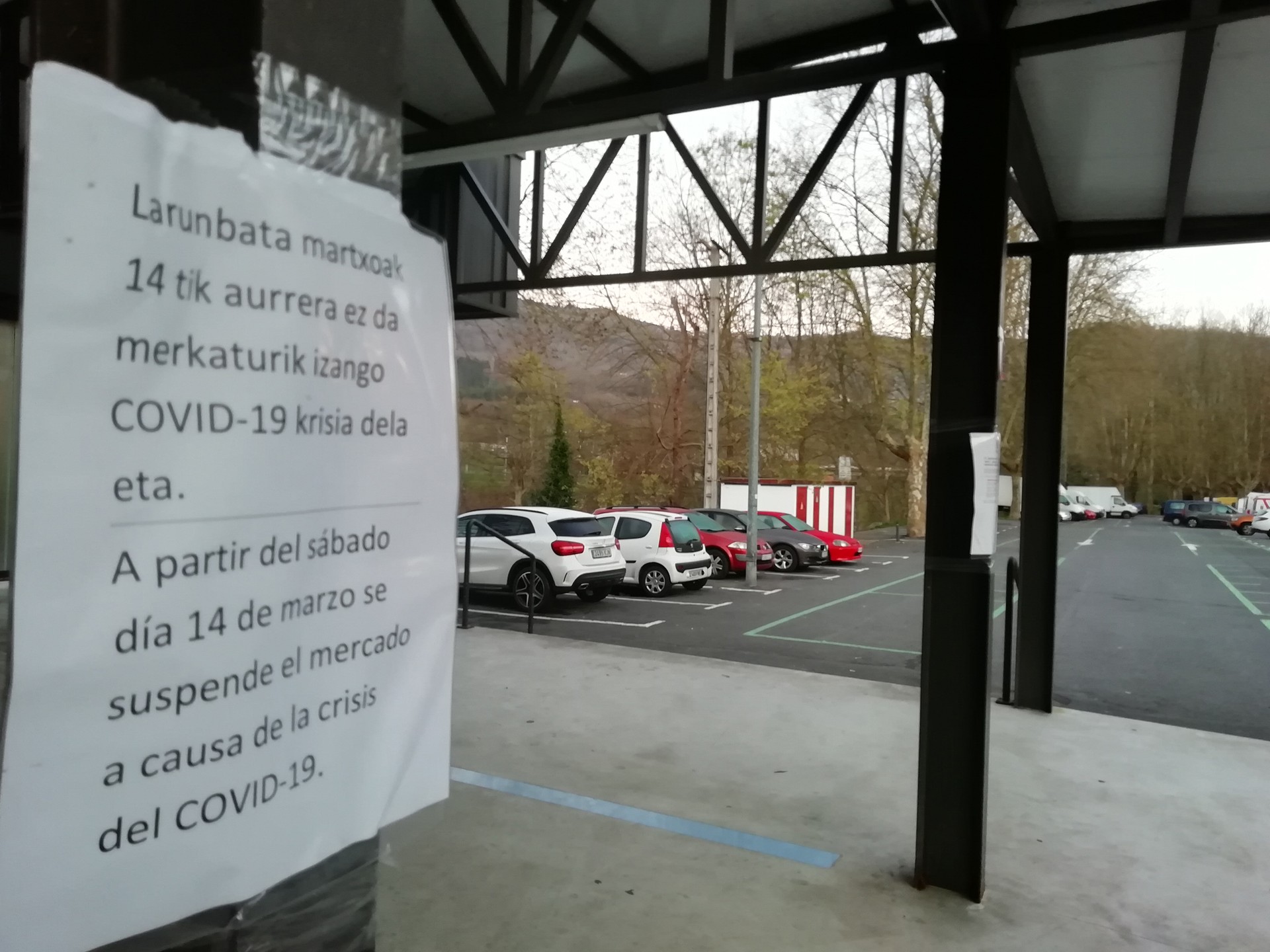 “Herritar askok merkatu eta azoketan erosi nahi ditugu ezagunak eta gertukoak ditugun baserritarren produktuak”