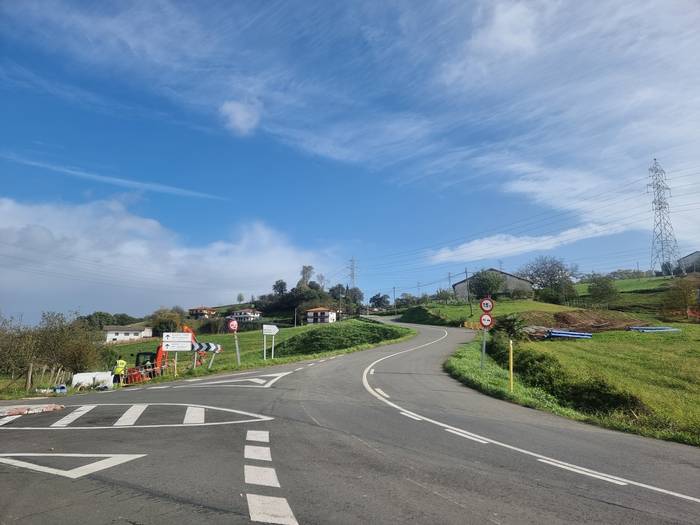 Bost egunez errepidea moztuko dute, tren geltokitik Goikoetxe biltegira doan igoeran