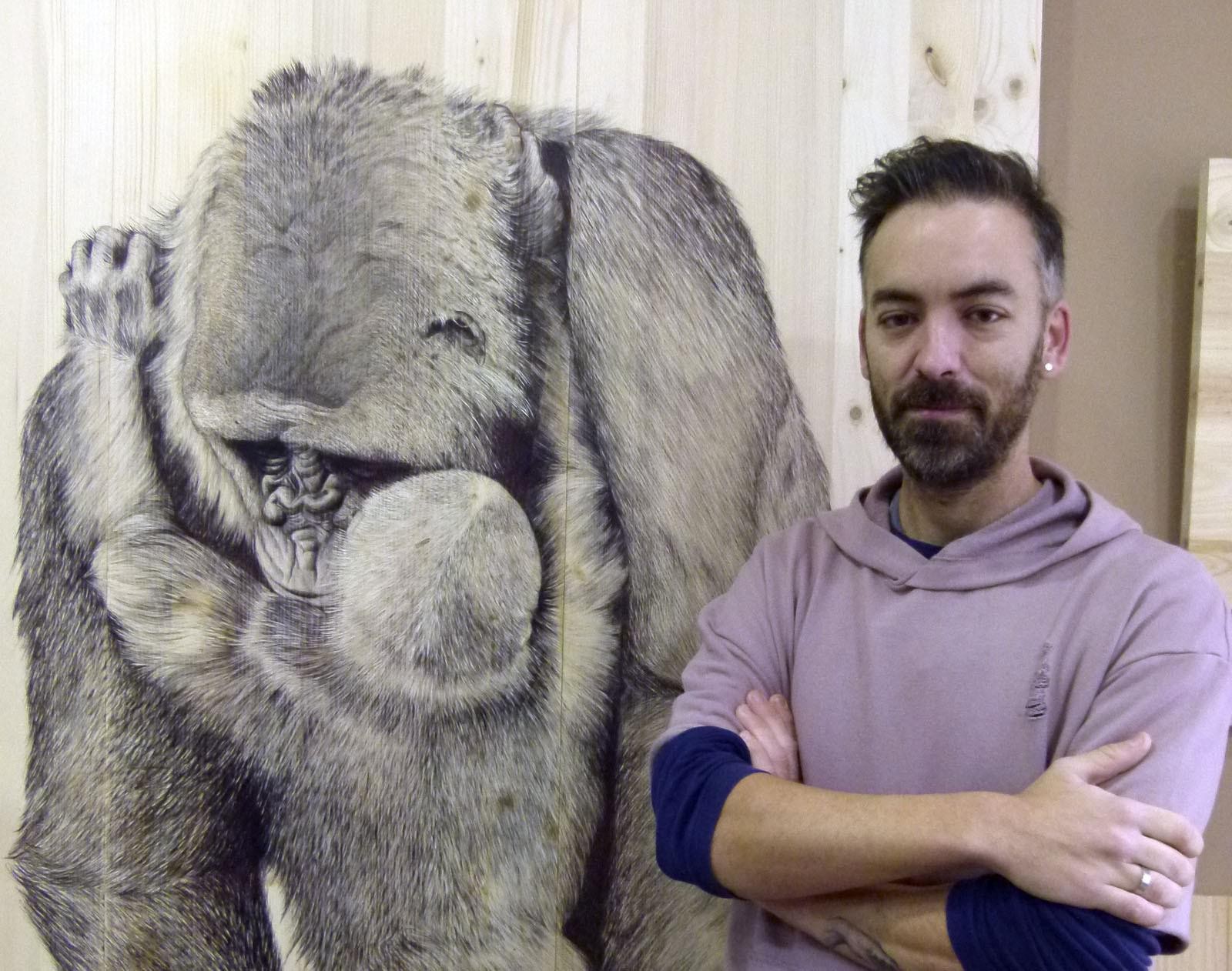 Anders Gallery, tatuajea eta artelanen habia