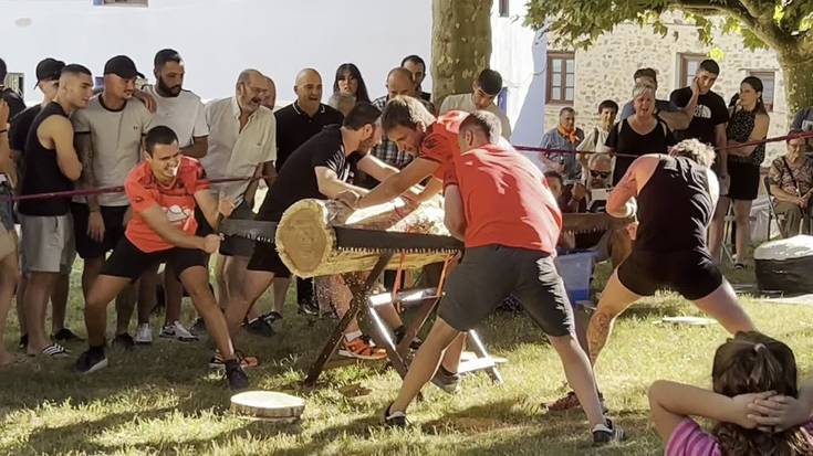 Ikusmin berezia sortu zuen Kaletxiki eta Sorabillako gazteen arteko "Desapiyuak"
