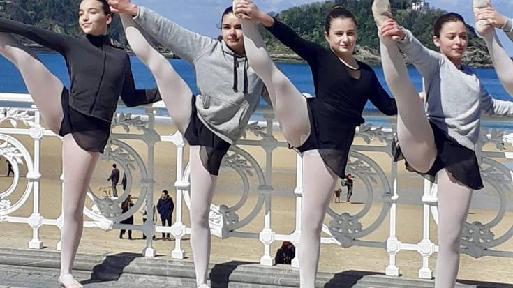 Azelain ballet elkartearen emanaldia, larunbat honetan Basteron