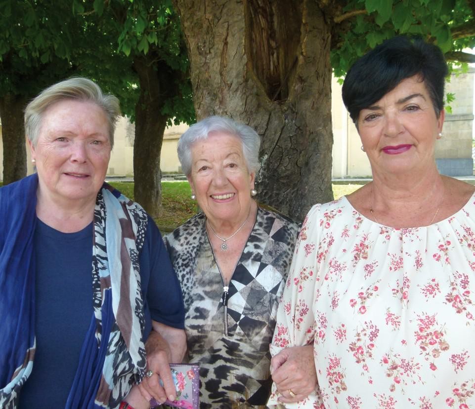 Suziria eta deia, odol-emaileen eskutik
