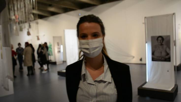 Algodonerako emakumeen lana aitortzeko, kulturgile ugariez jositako erakusketa