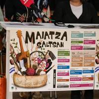 Maiatza saltsan: Artile tailerra