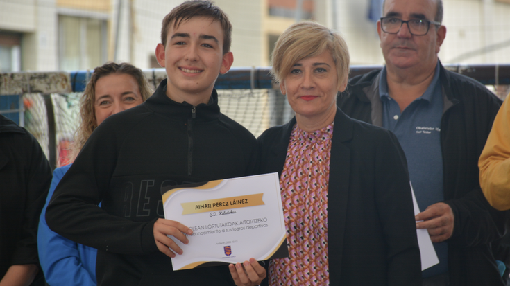 Aimar Perez andoaindarra munduko Kenpo kai txapelketan ariko da, Japonian