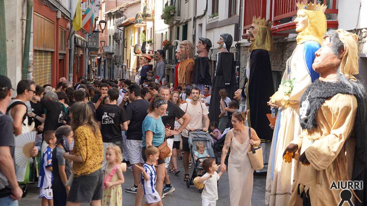 Topaketa erraldoia egin dute Pasaia, Amasa-Villabona, Lasarte-Oria eta Andoaingo konpartsek