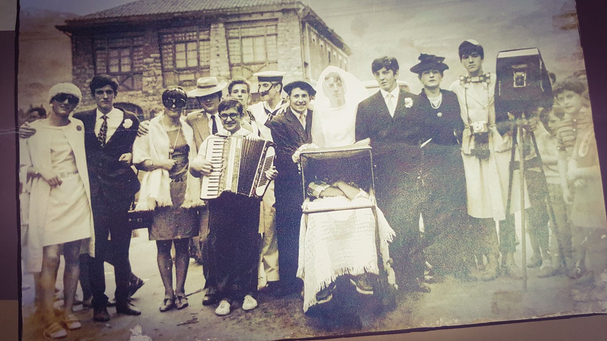 "Ezkontza" konpartsaren 50. urteurrena ospatuko da Santio jaietan