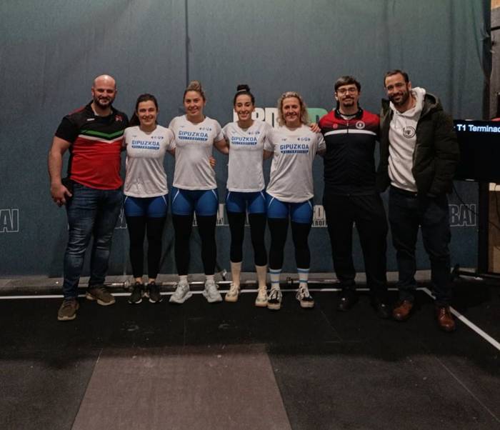 Denok Danena Halterofiliako kideak Gipuzkoako selekzioarekin bigarren, Gernikan