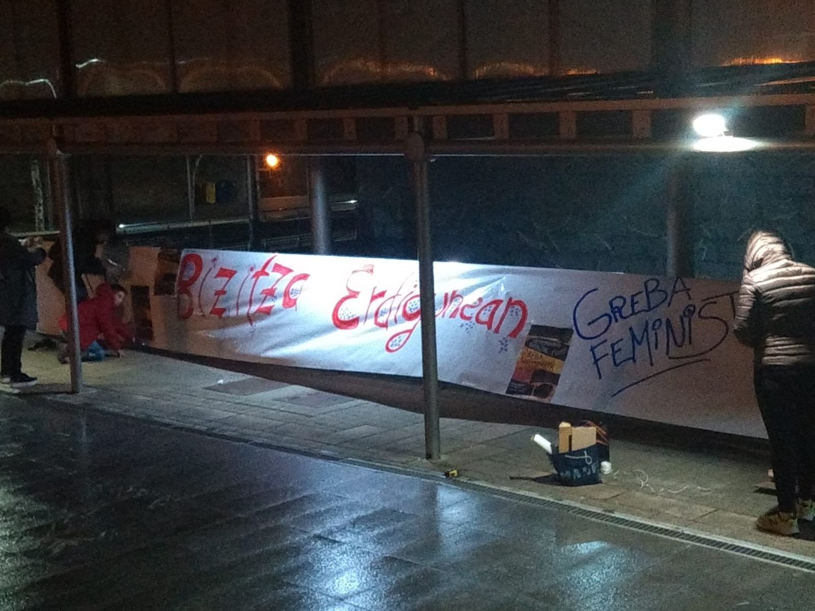 Emakumeen afaria Uztartzan, martxoaren 11n