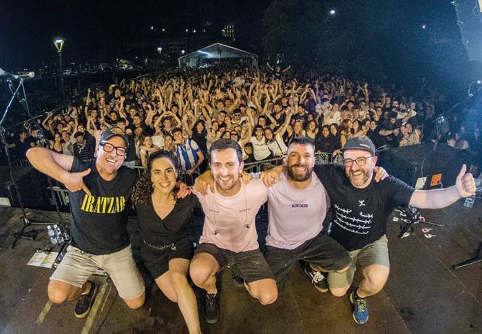 Plaza dantzan jarriko duten musika-taldeak