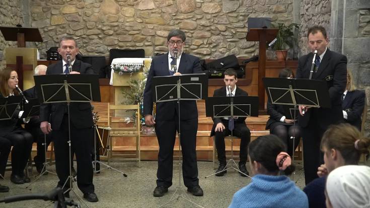 Olagaingo txistulariak Gabon kontzertuan: "Uribe merinaldearen baltza"