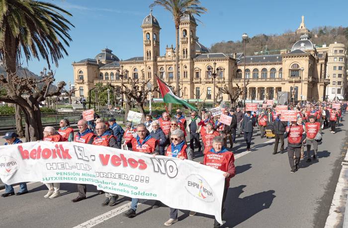 “Mobilizazioa da pentsiodunen mugimenduaren eskaerak lortzeko bermea”, pentsiodunen hitzetan