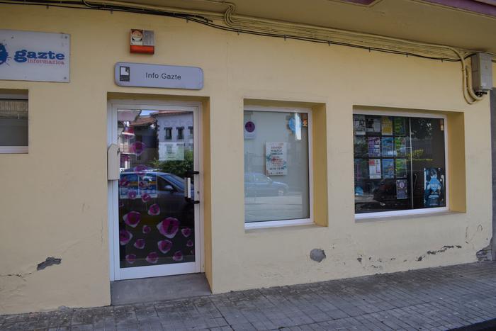 Udako ordutegiari ekin dio Gazte Informazio Puntuak