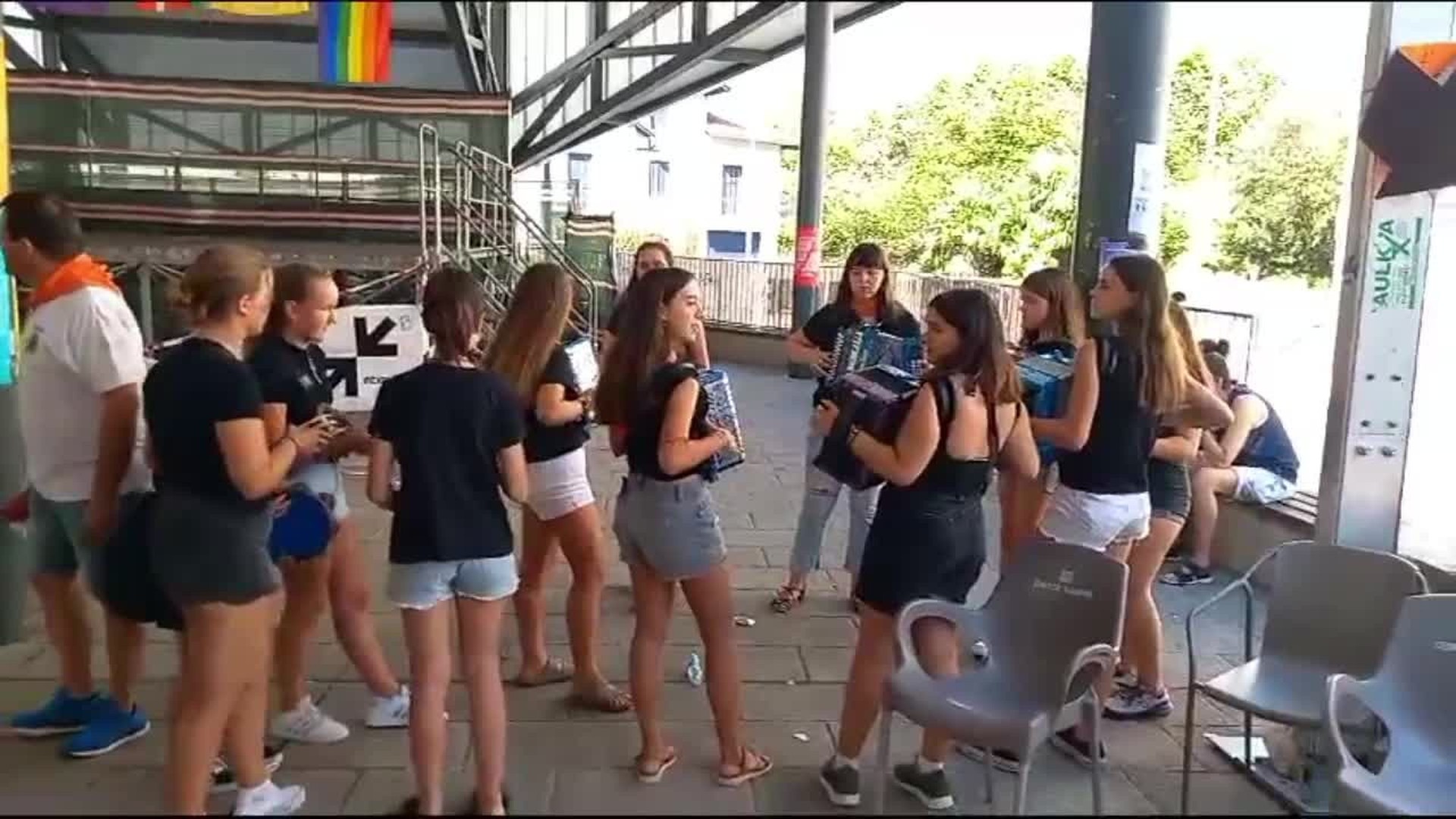 Zizurkilgo Erraldoi eta Buruhandien konpartsa