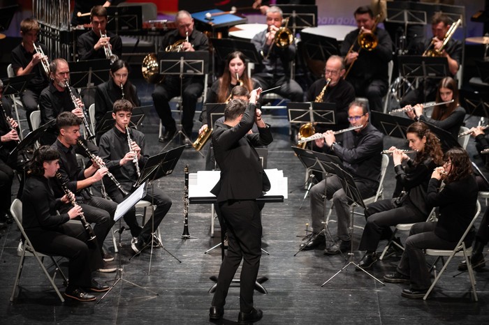 Sakanako Haize Berriak Musika Banda eta Udal Musika Eskolako Banda