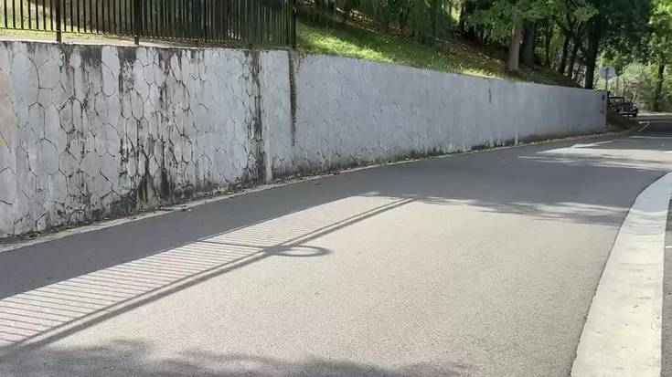Auto eta moto klasikoak, Zizurkilgo herrigunera iristen