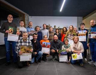 Udal egutegiko argazkilariak saritzeko ekitaldia egin zuten Udal Artxiboan