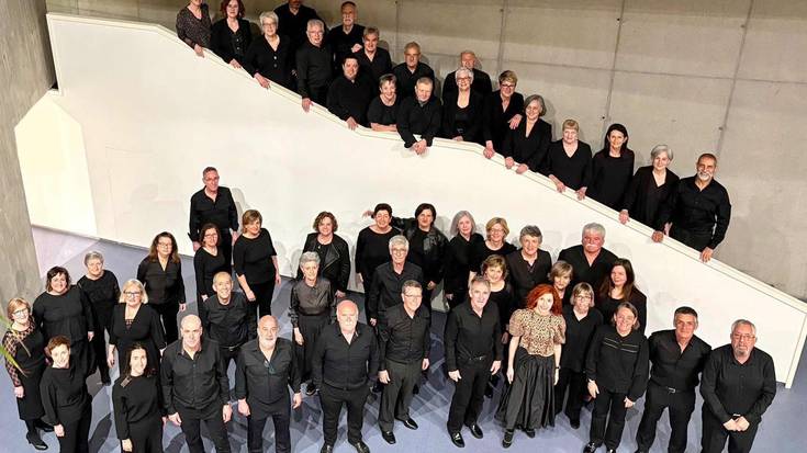 Musika Eskolako abeslari helduak Urnietan eta gazteak Castro Urdialesen ariko dira kantari