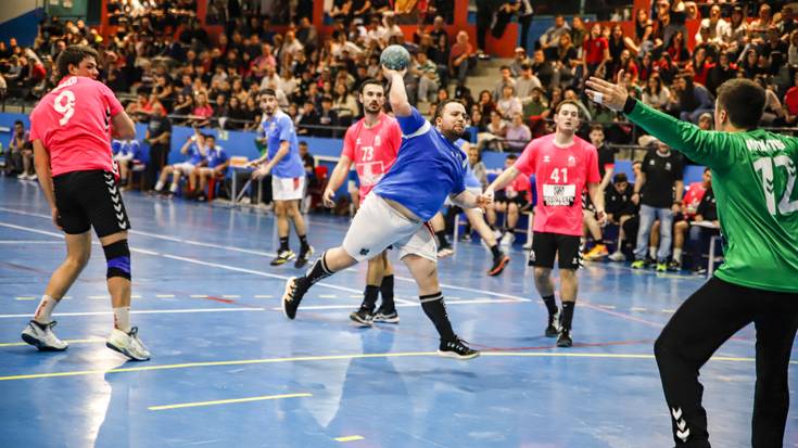 Jardunaldi bikaina Urnietako eskubaloi taldearentzat