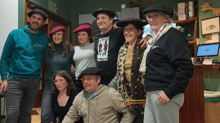 Urkamendi Guraso Elkarteak jaso zuen txapela