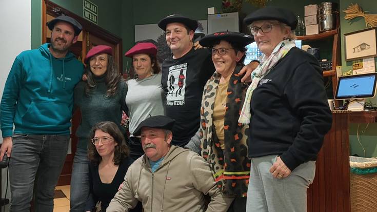 Urkamendi Guraso Elkarteak jaso zuen txapela