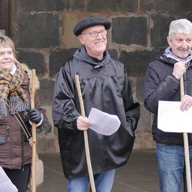 Kantu-erronda prestatzeko entsegua, Urnietan