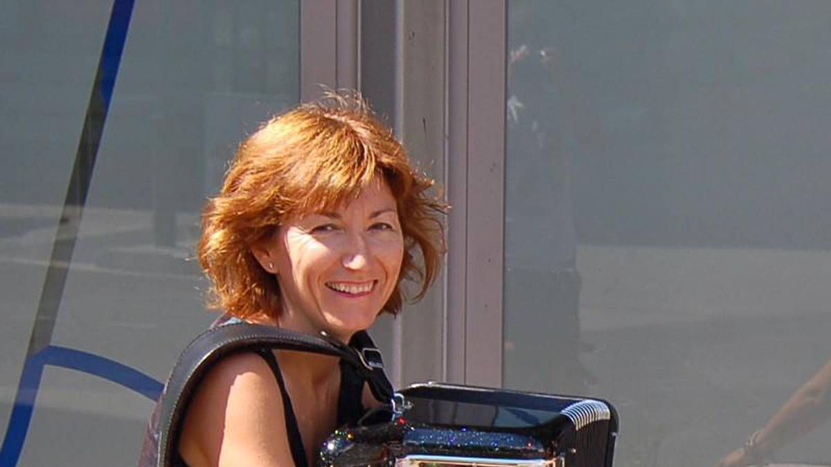 Etxeko txikiei zuzendutako musika tailerra