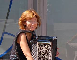 Etxeko txikiei zuzendutako musika tailerra