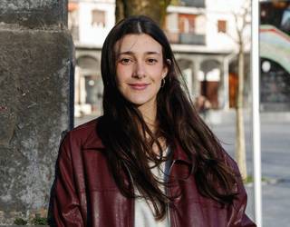 "Antzerkian lehen urratsak hamaika urterekin eman nituen"