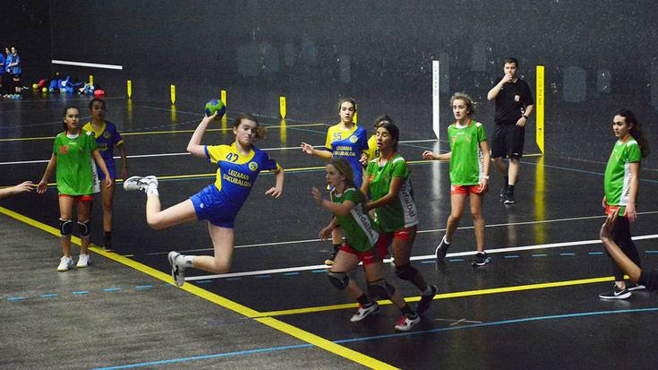 Emakumeen Errege eskubaloi txapelketa