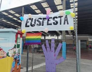 Plaza-dantzak, Eusfestan
