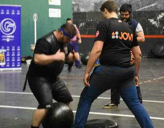 Gari Garmendia, azken harriarekin lanean