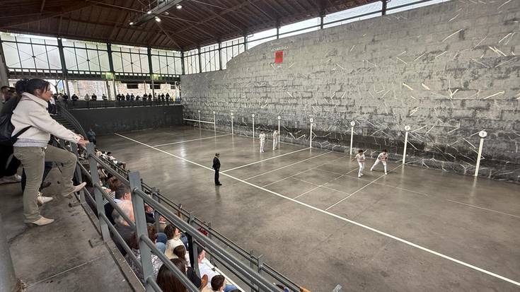 Herriarteko Pilota Txapelketako final zortzirenetan da Aduna