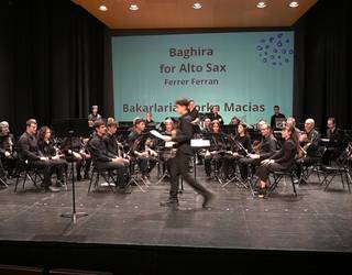 Udal Musika Eskolako Banda: Gorka Macias Gonzalez saxo-jolea bakarlari