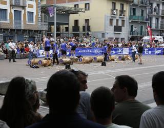 Jendetza bildu zen Euskal Pentatloiaren kanporaketan