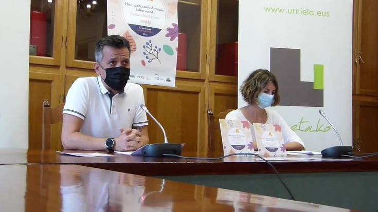 Kulturaren aldeko apustua egin nahi izan duela adierazi zuen Rosco zinegotziak, Udazkenean K egitasmoaren aurkezpenean