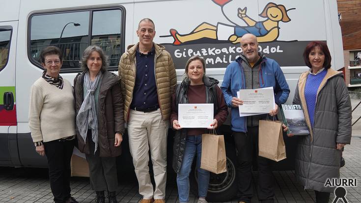 Adolfo Merideño, Cristina Da Costa eta Axier Alkain odol emaileen eskuzabaltasuna aitortu dute