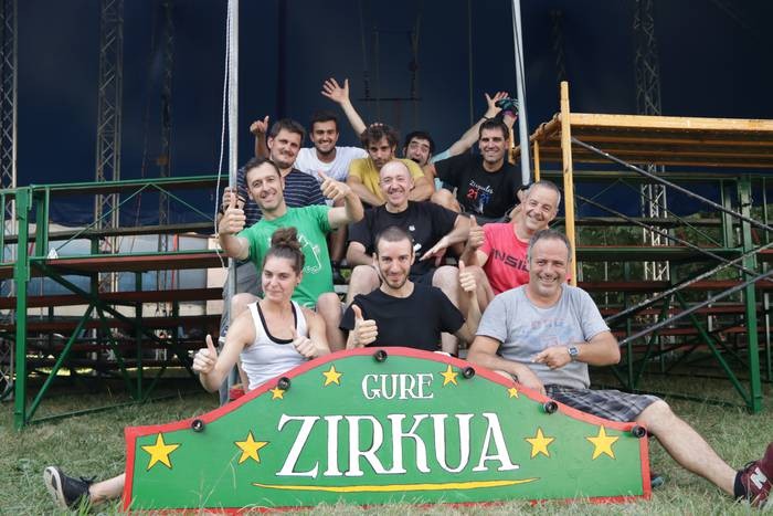 Gure Zirkua Andoainen ikusteko sarrerak salgai ipini dituzte